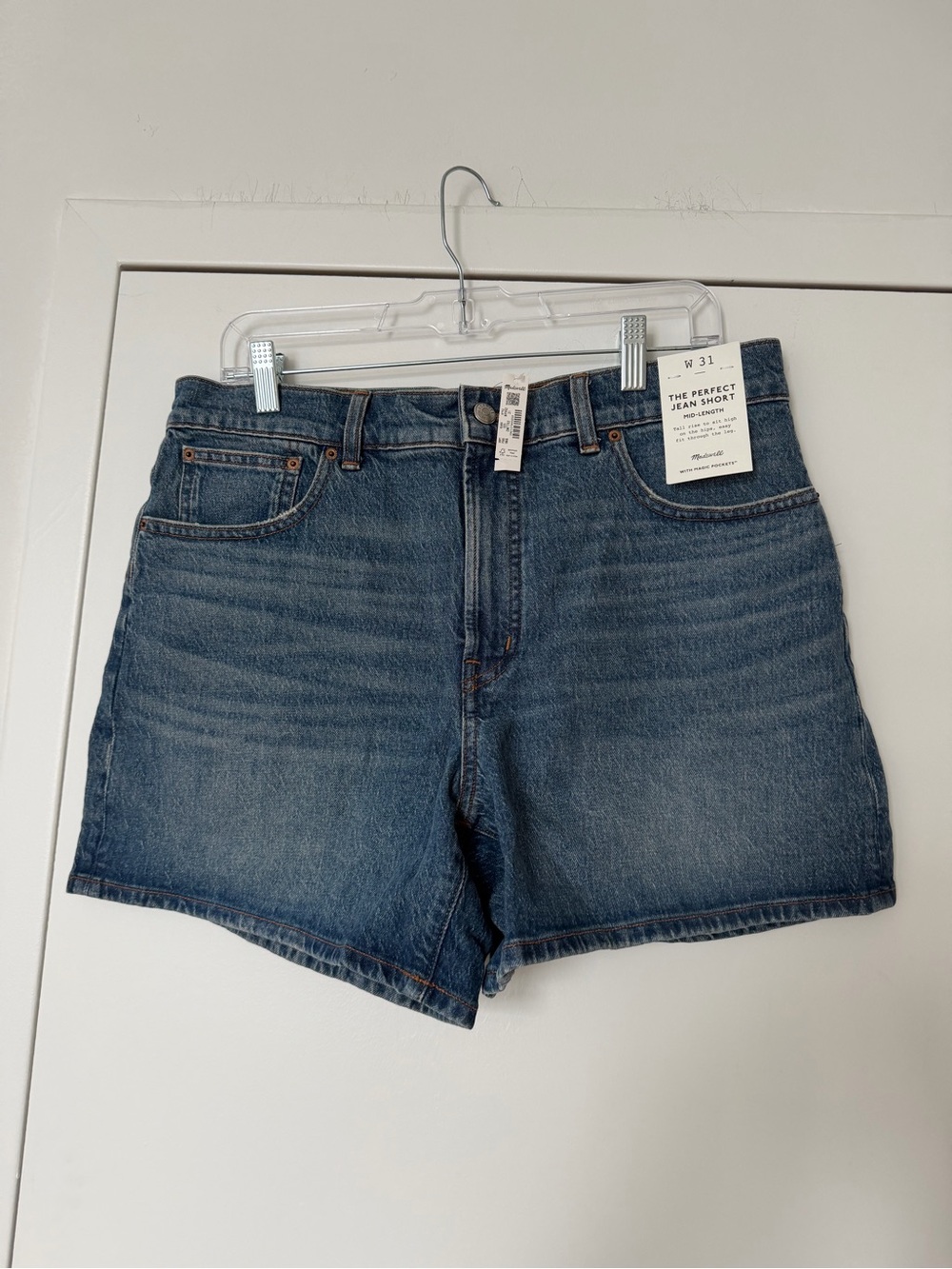 Madewell The Perfect Jean Short in Medium Blue Wash
